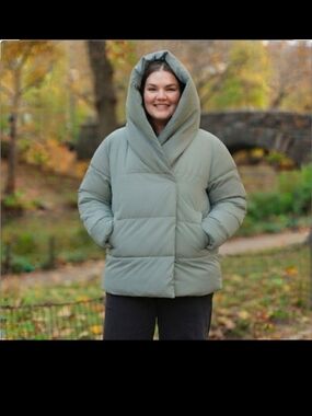 New York & Company Sage Green Hooded Puffer Jacket XL
